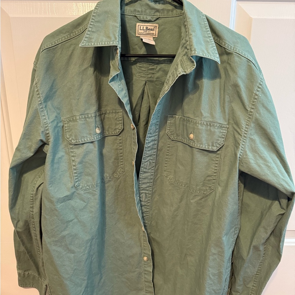 L.L. Bean Green Casual Button Down Shirt Relaxed Fit